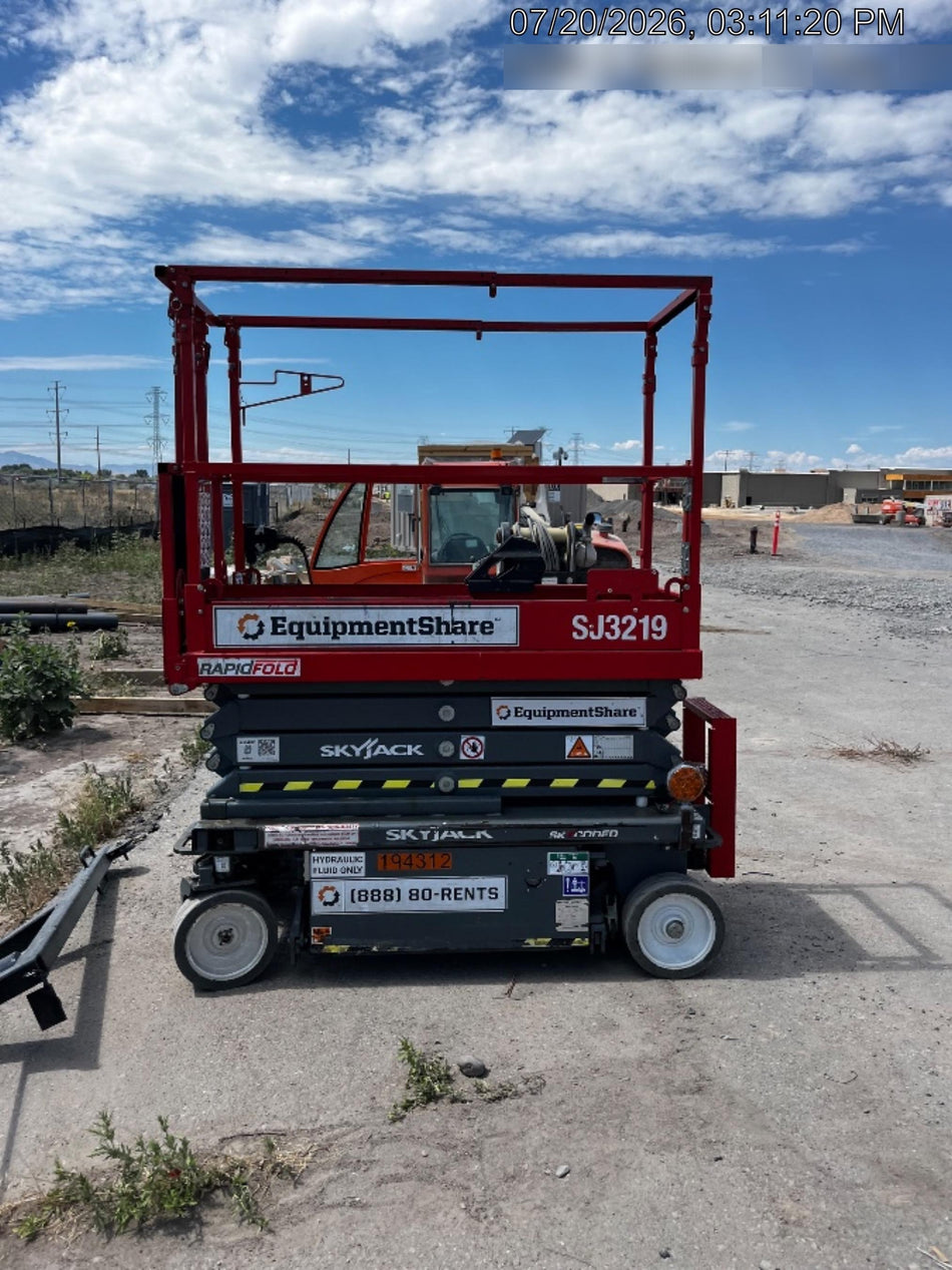 2021 SKYJACK SJ3219