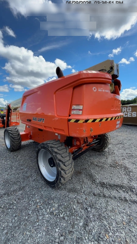 2023 JLG 660SJ