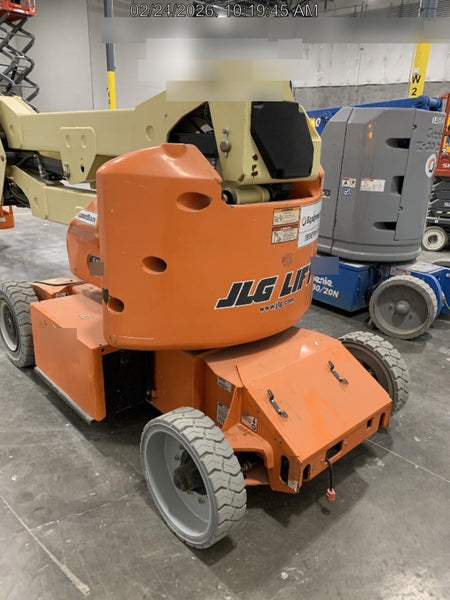2019 JLG E400AJPN
