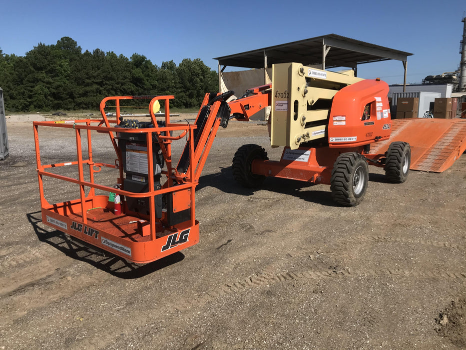 2019 JLG 450AJ