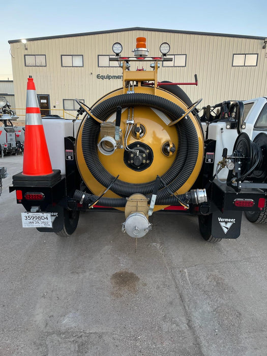 2021 Vac-Tron LP573XDT T4 Koehler Diesel Engine, 500 Gallon Debris Tank, x2 100 Gallon Water Tanks