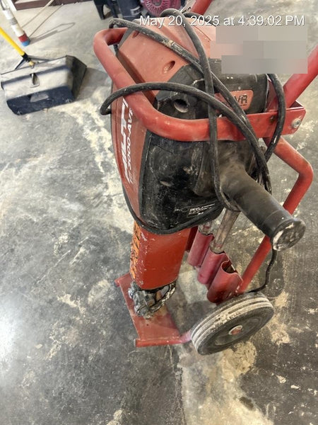 2021 HILTI TE 3000-AVR