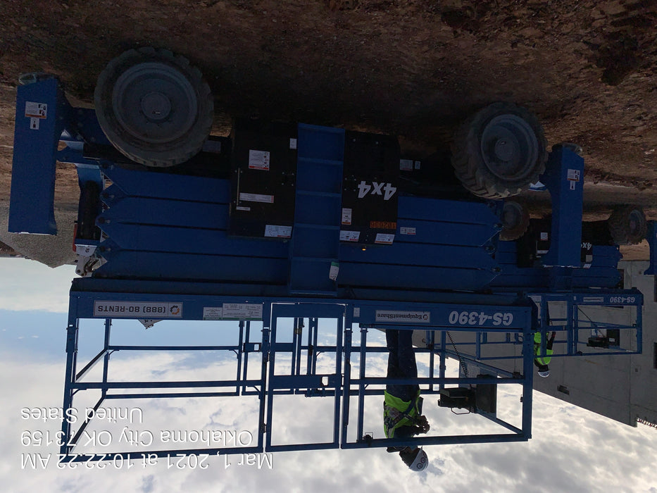 2020 GENIE GS-4390 RT