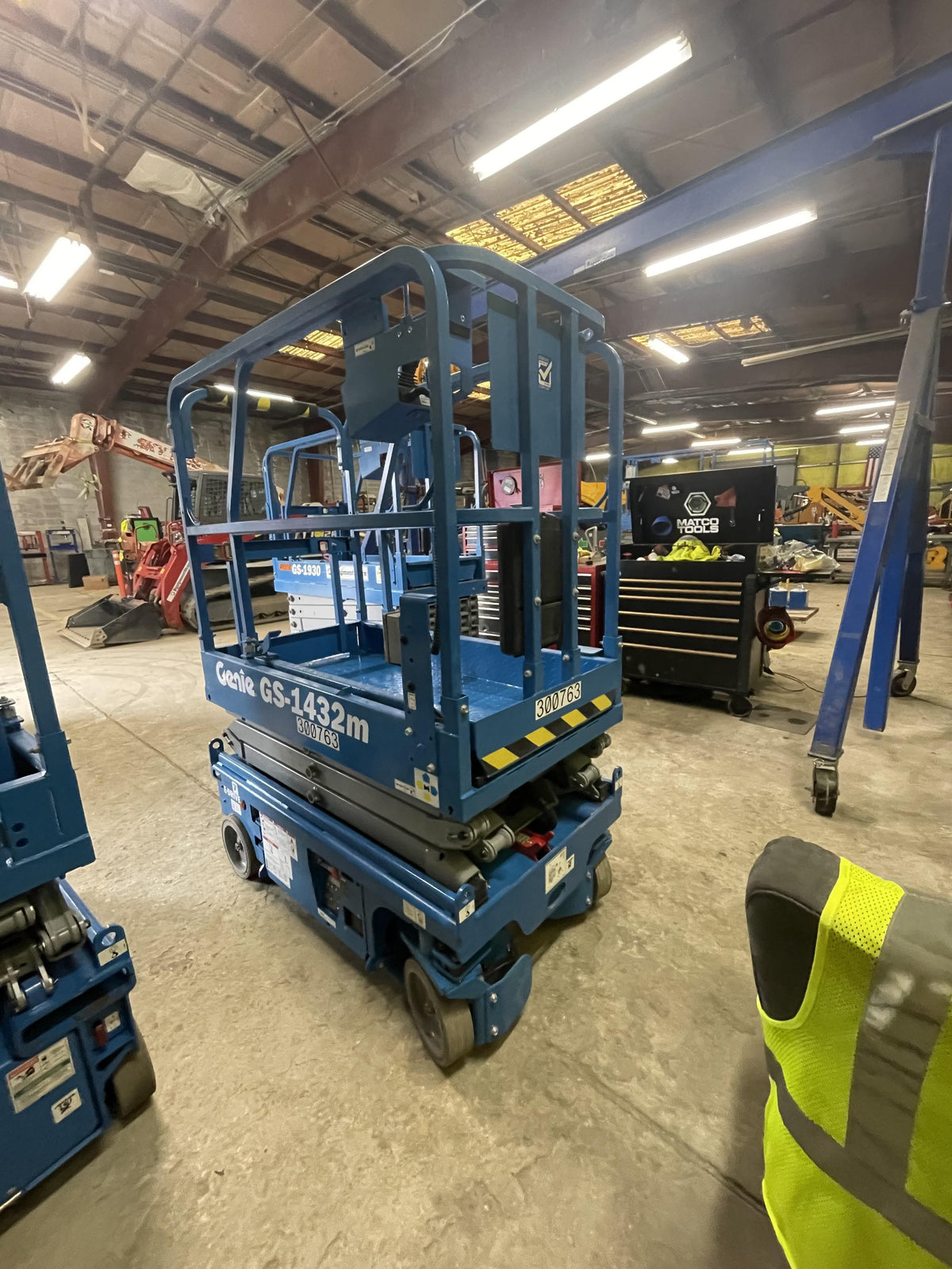 2023 GENIE GS-1432