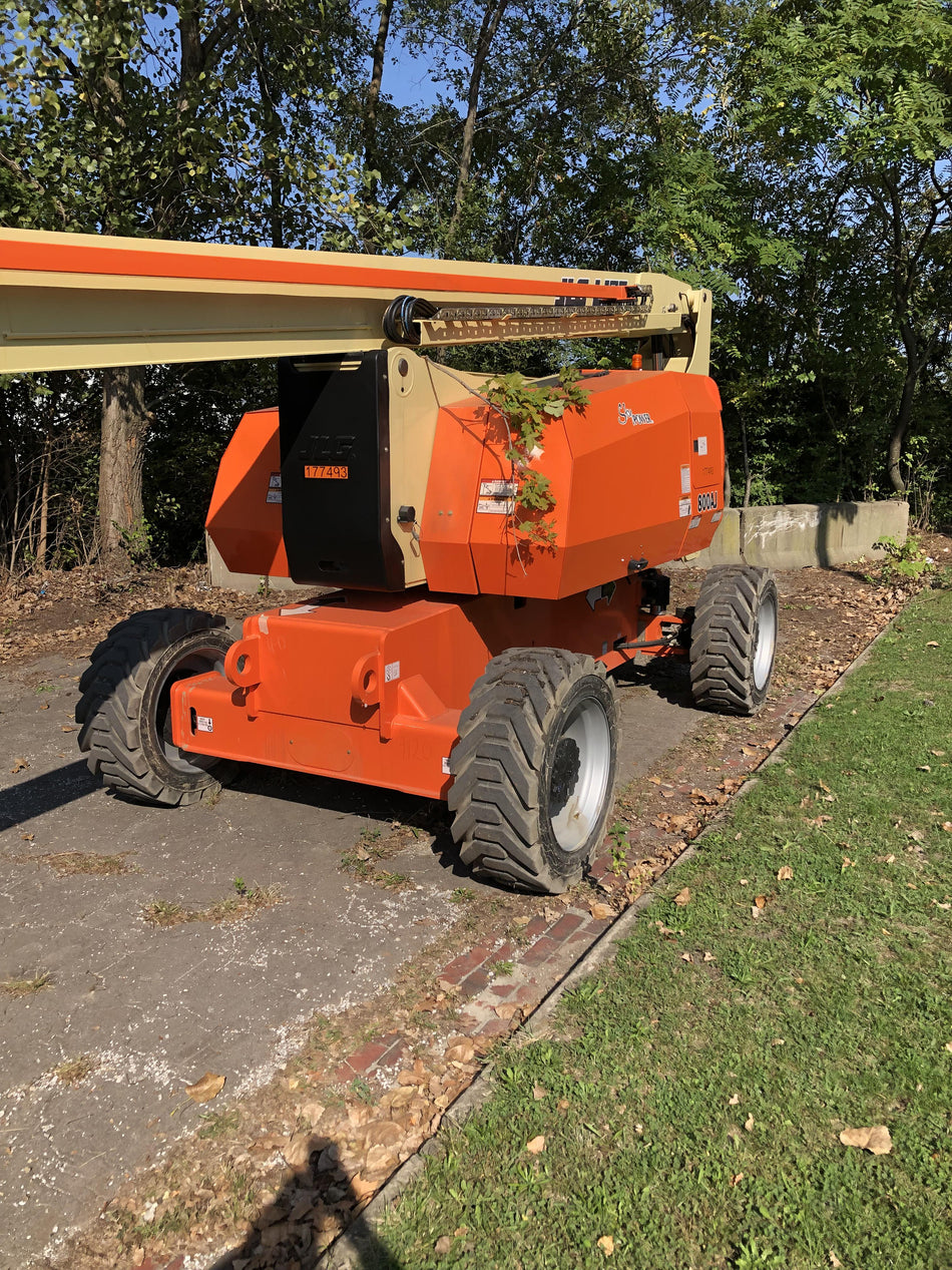 2021 JLG 800AJ