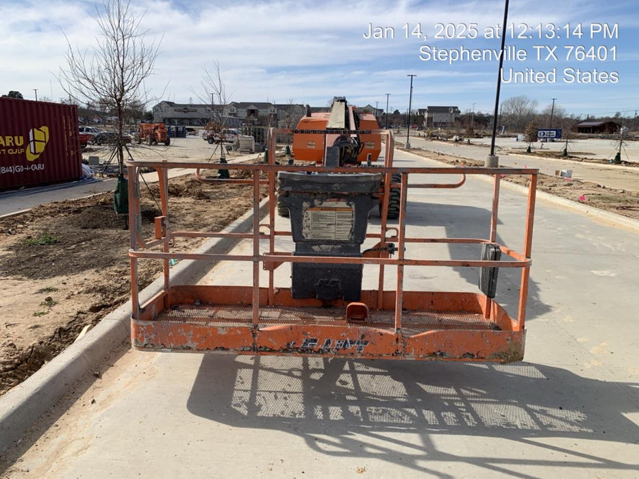 2016 JLG 660SJ