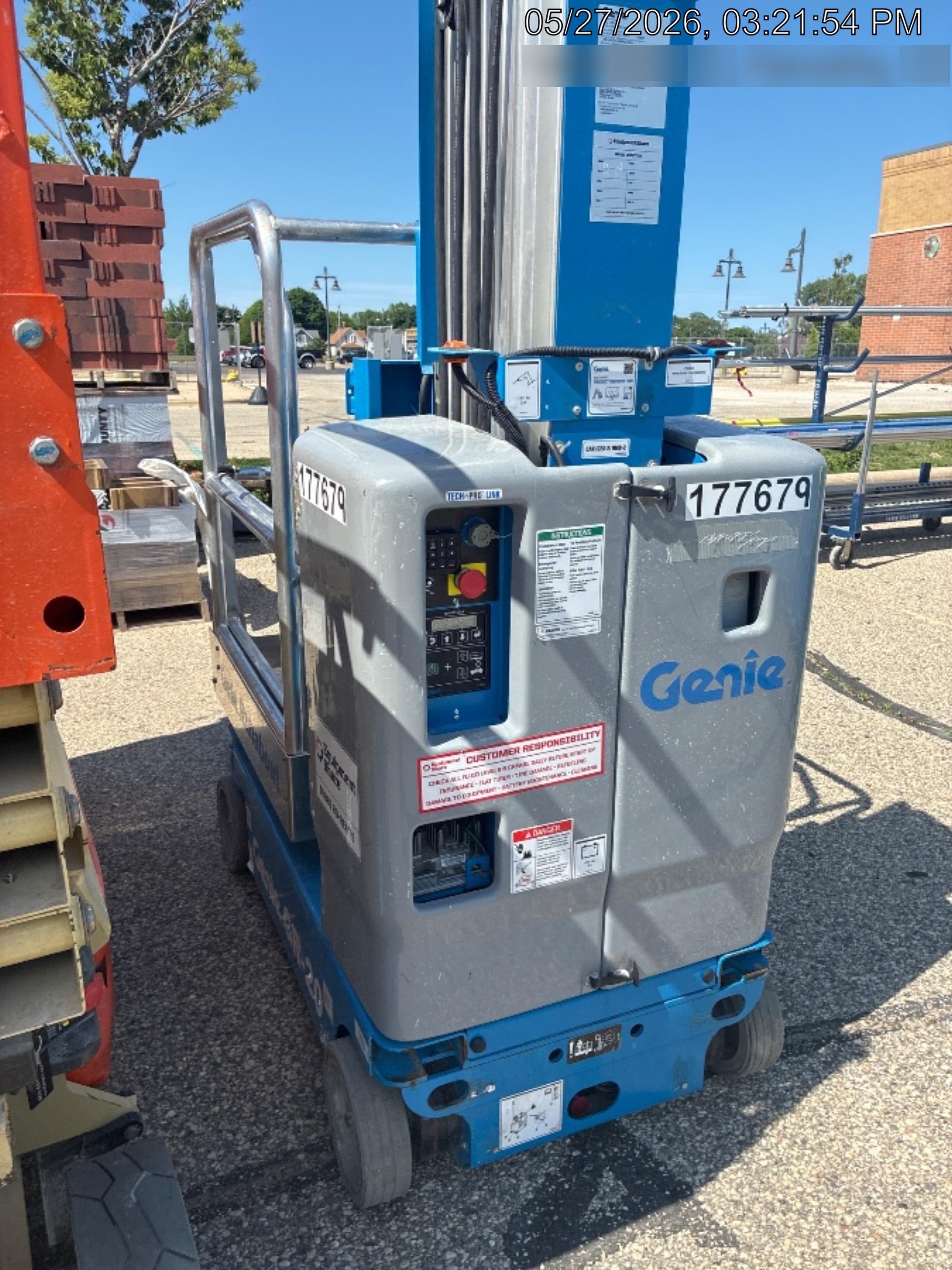2021 GENIE GR-20