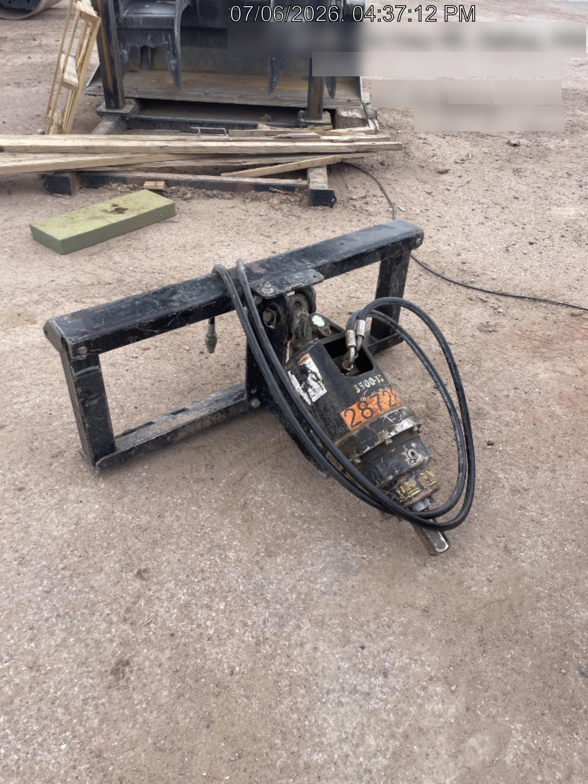 2023 AUGER TORQUE 3300-30