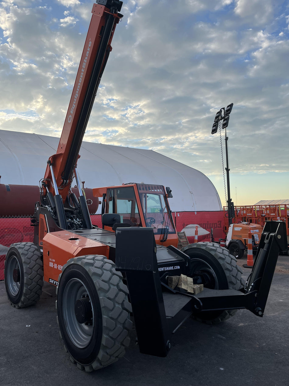 2025 SKYTRAK 10054