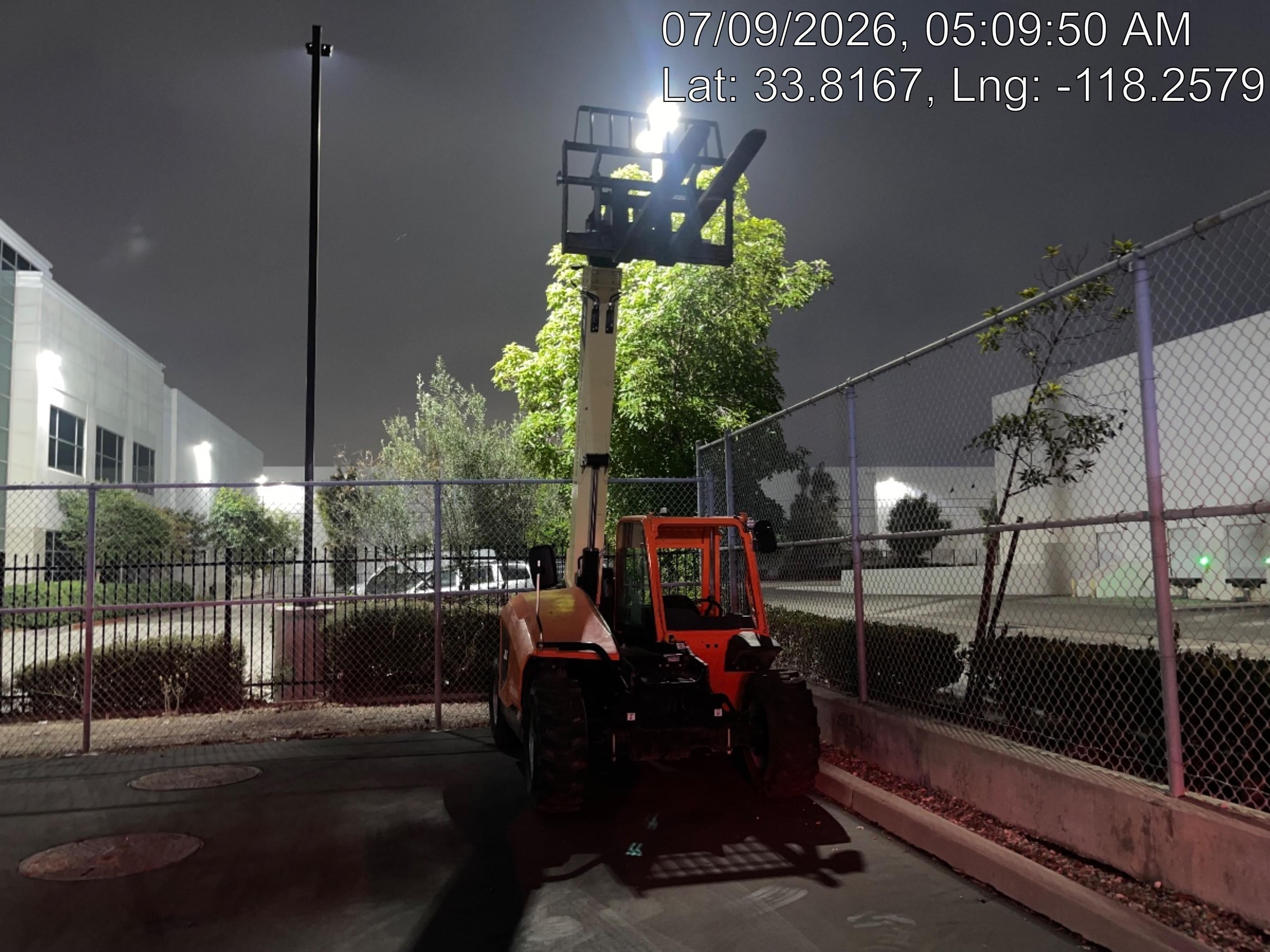 2025 JLG 519