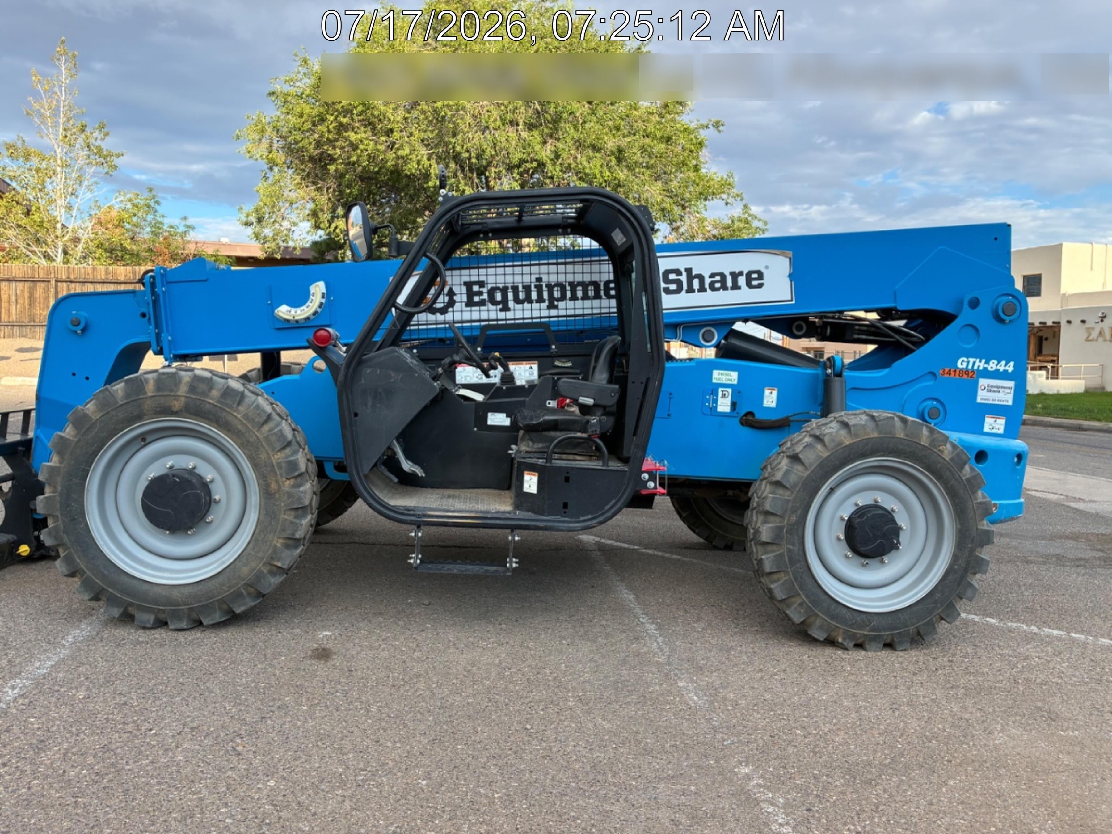 2023 GENIE GTH-844