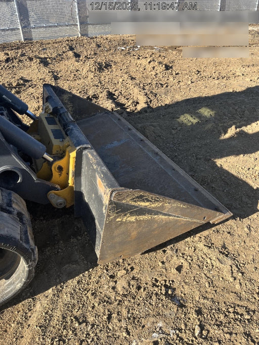 2025 JOHN DEERE 84" Bucket - John Deere