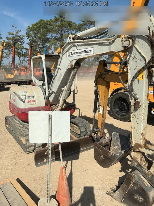 2019 Takeuchi TB260 Canopy w/Rubber Tracks, Auxiliary Hydraulics, Standard Blade, Manual QC