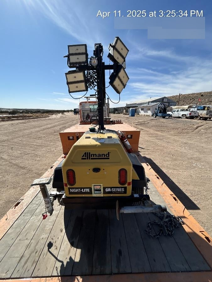 Allmand NLV3GR (4) LED Light Fixture 350W, 23' Vertical Mast, 3kW Prime, Towable, Deep Sea L401, Leveling Jacks, Yanmar T4F 5.8hp