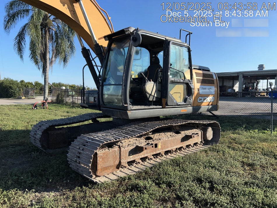 2017 CASE CX210D