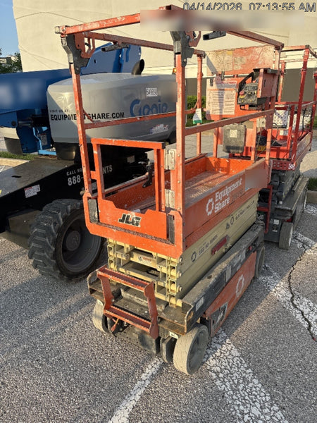 2022 JLG ES1932