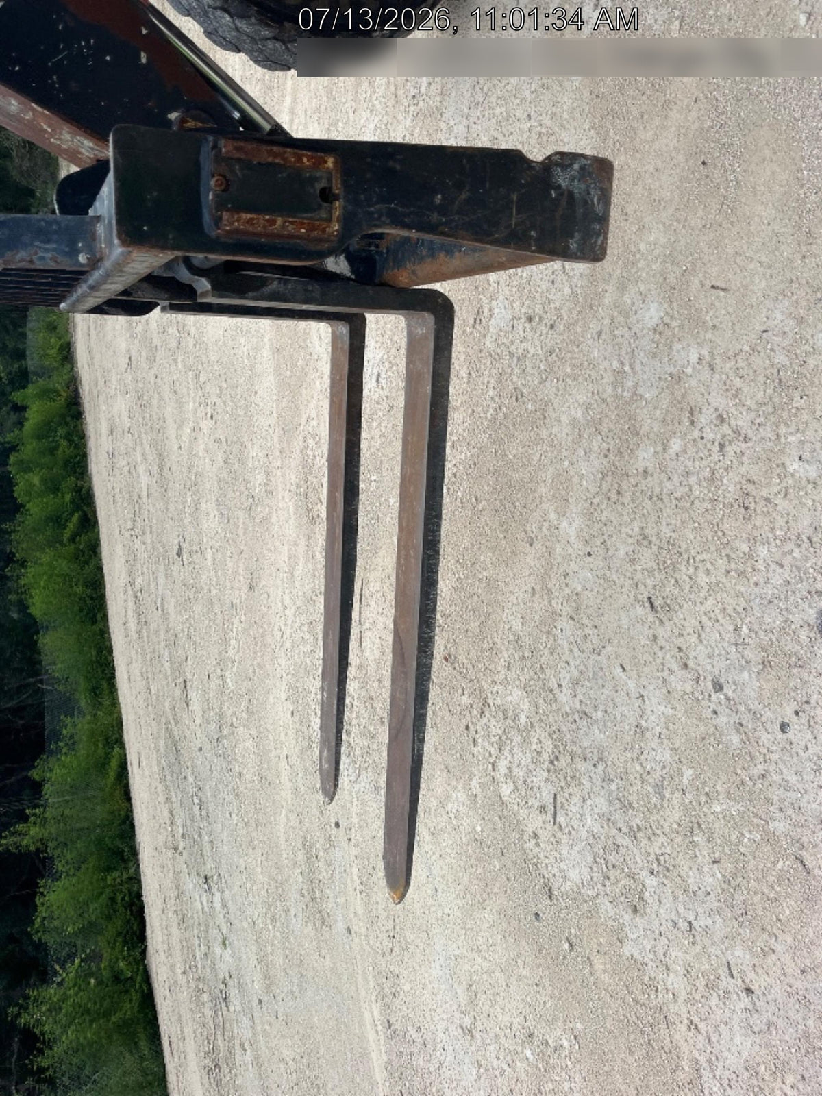 2021 JLG 8042