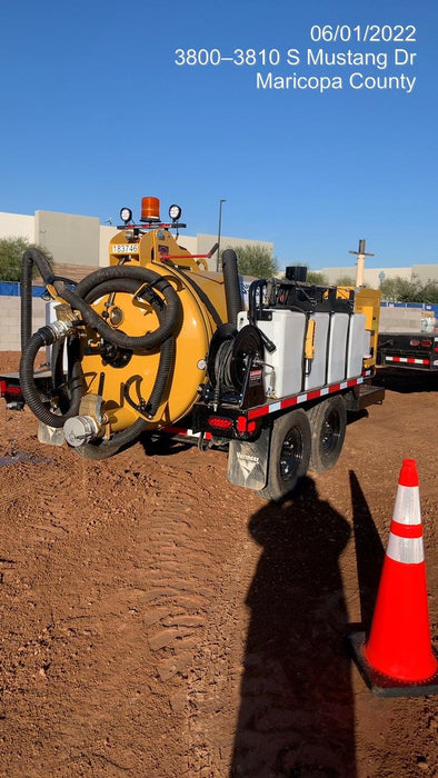 2021 Vac-Tron LP573XDT T4 Koehler Diesel Engine, 500 Gallon Debris Tank, x2 100 Gallon Water Tanks