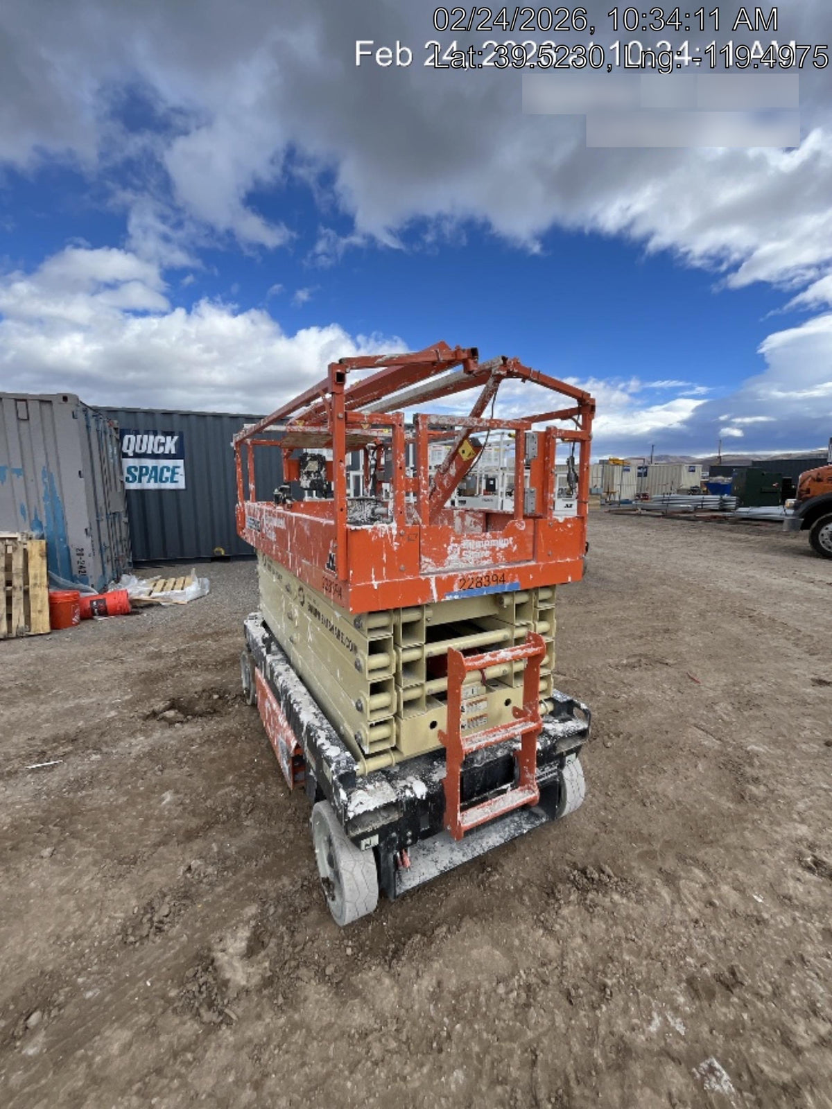 2022 JLG ES3246