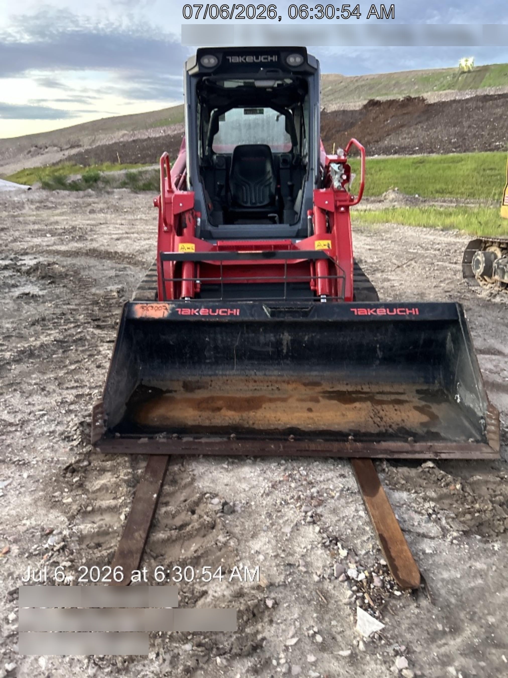 2025 TAKEUCHI TL12V2-CR