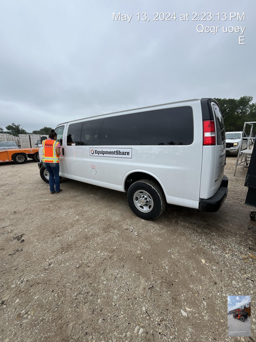 2023 CHEVROLET Express Van - Rental