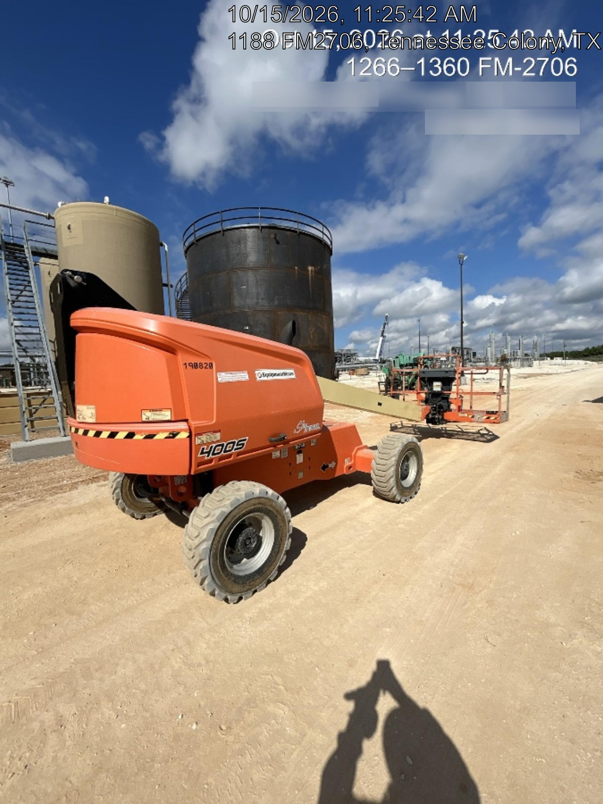 2021 JLG 400S