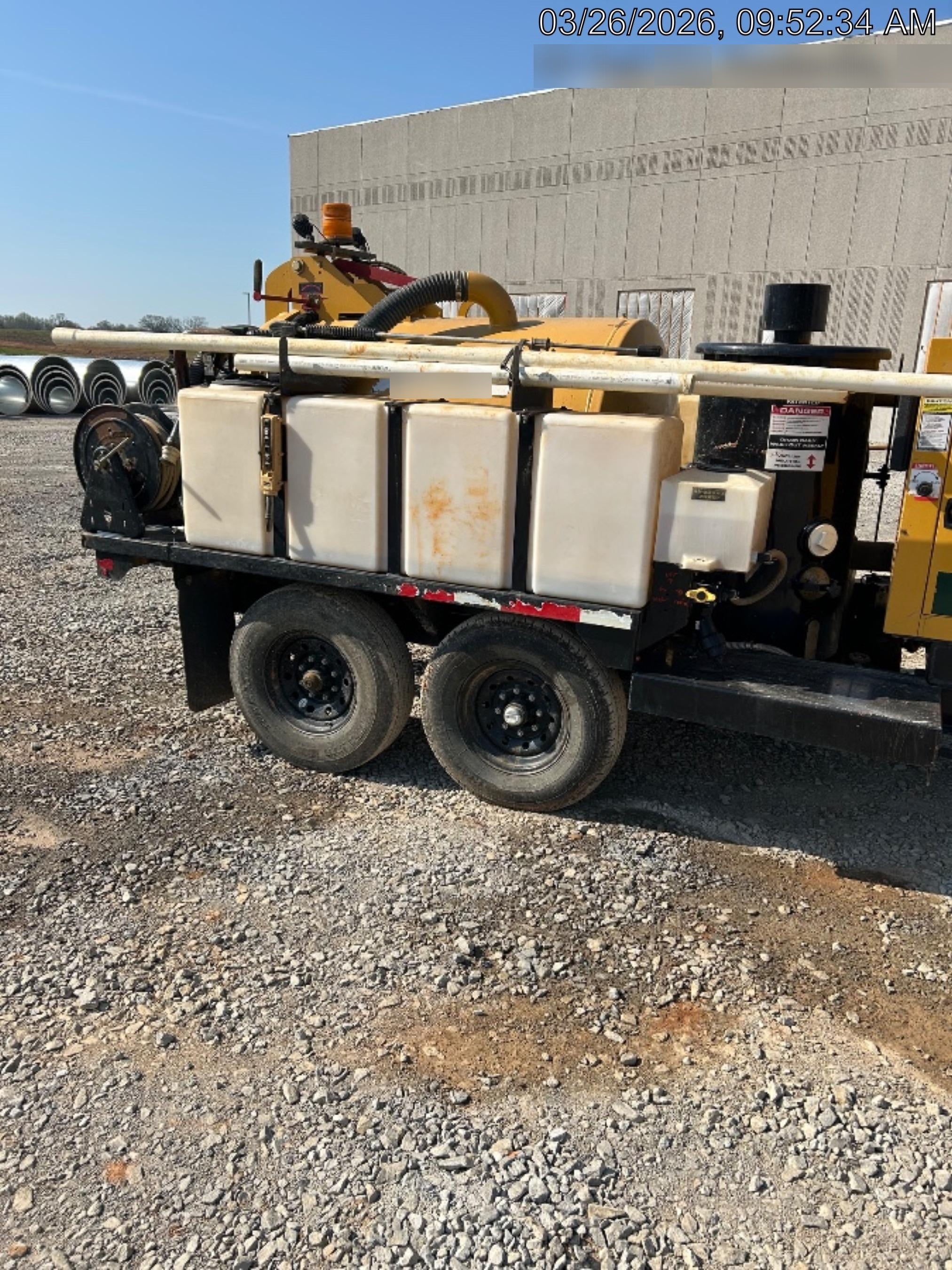 2023 Vac-Tron LP573XDT T4 Koehler Diesel Engine, 500 Gallon Debris Tank, x2 100 Gallon Water Tanks