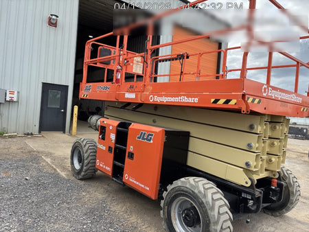 2023 JLG RT4394