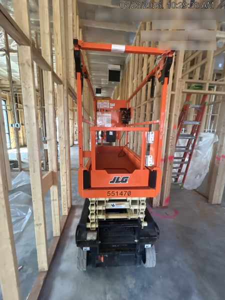 2025 JLG ES1932