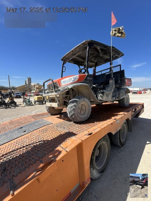 Kubota RTV-X1140W-H Kubota RTVX1140WH 4wd Utility Cart, LED Strobe, Windshield Tempered Glass, Plastic Canopy, Wire Harness Kit, Backup Alarm