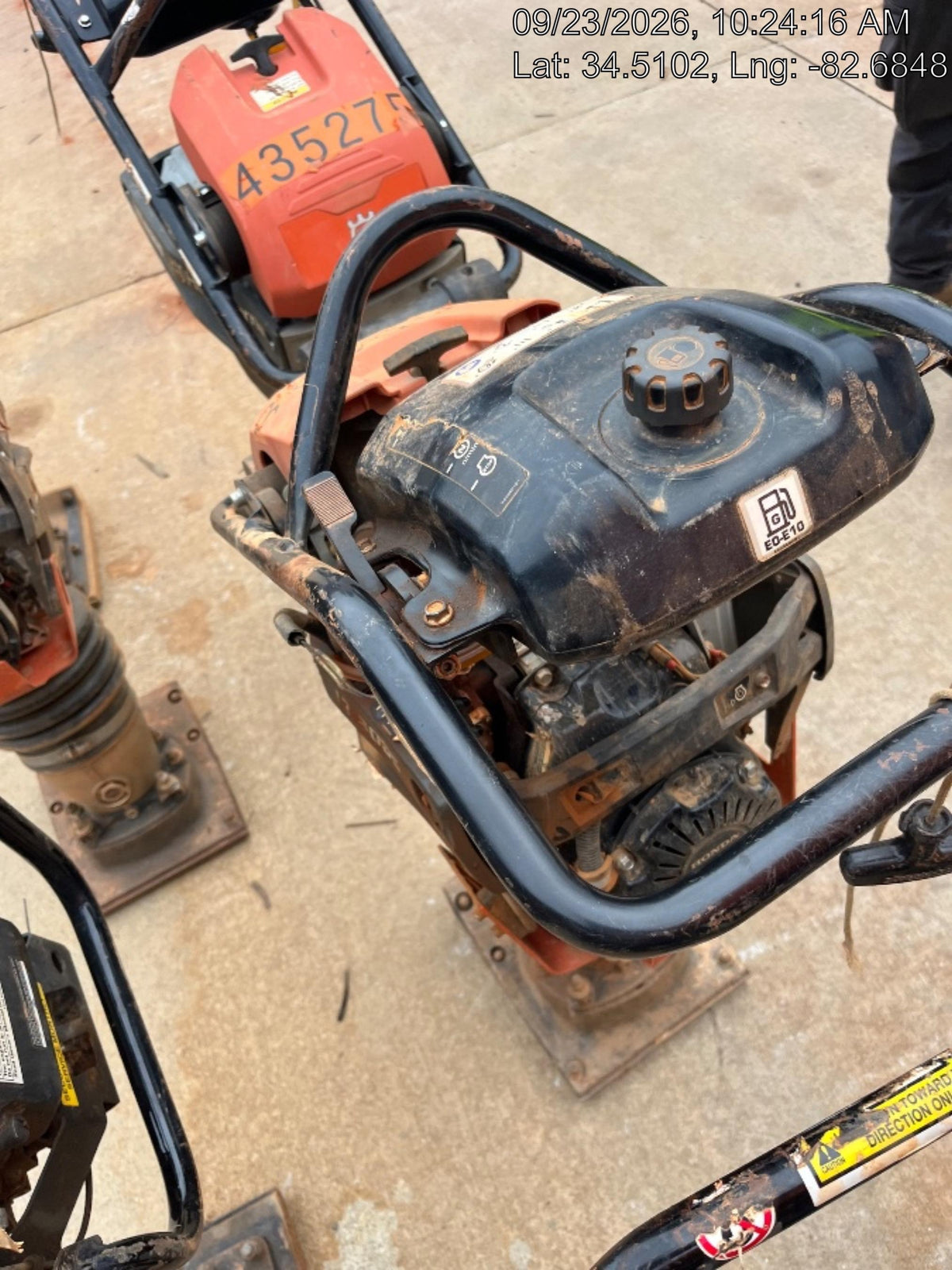 2025 HUSQVARNA LT6005