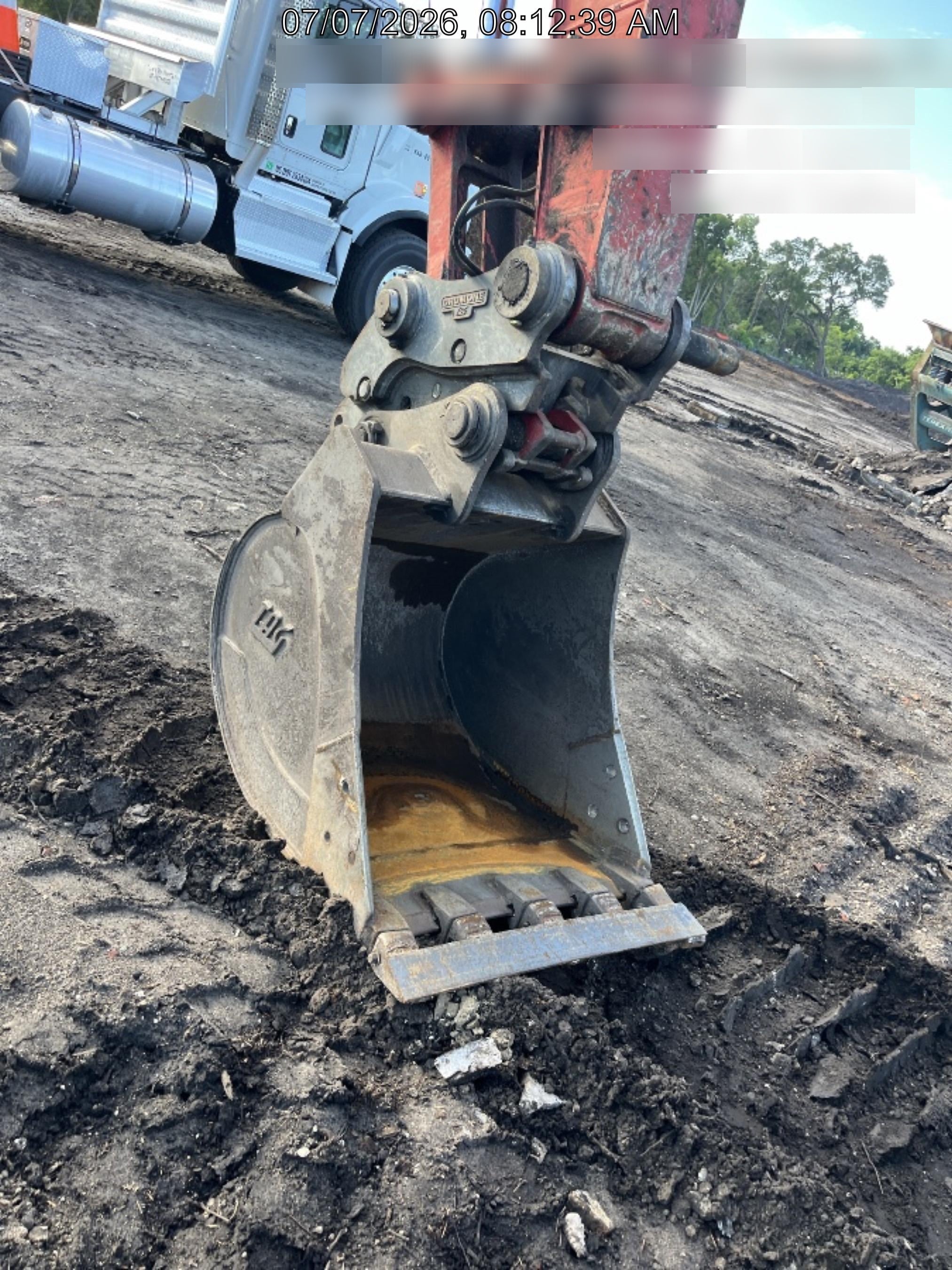 2022 LINK-BELT 245X4LC