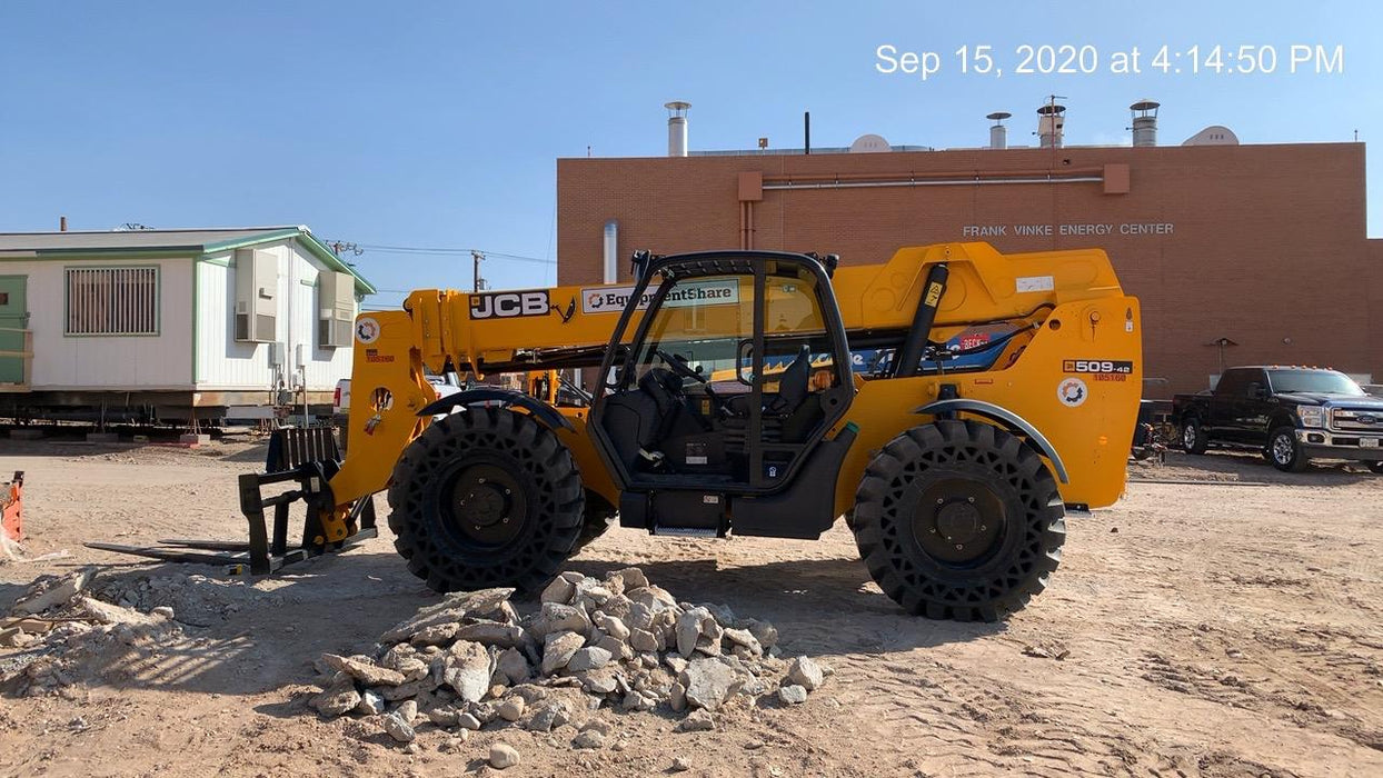 2020 JCB 509-42 Canopy, Solid Tires, Work Lights, Beacon, Aux Hydraulics, Back up Alarm, Lifting Eye, ES Decals