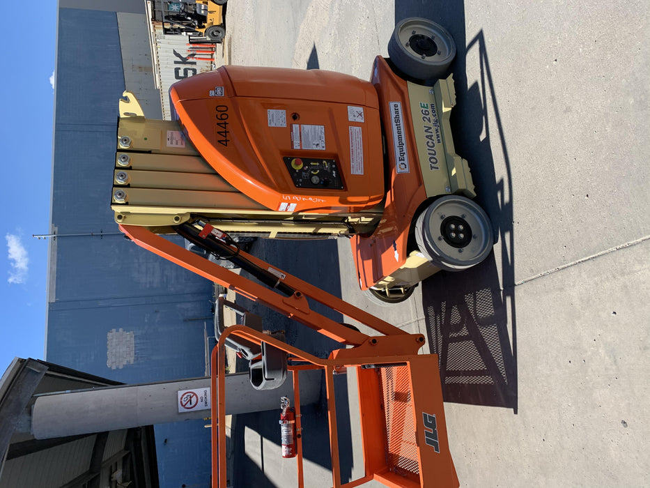 2019 JLG T26E