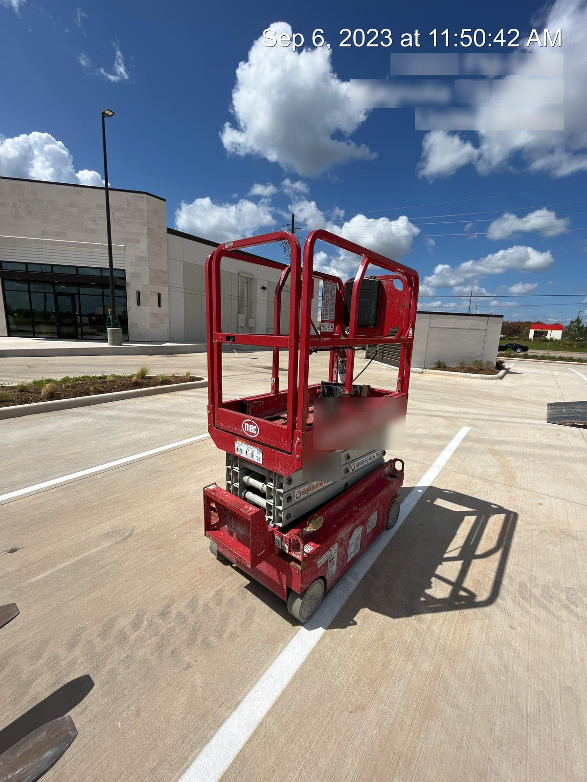 2019 MEC 1330SE MEC 1330SE w/ES Track Hardware, Full Extended 2 Year Warranty