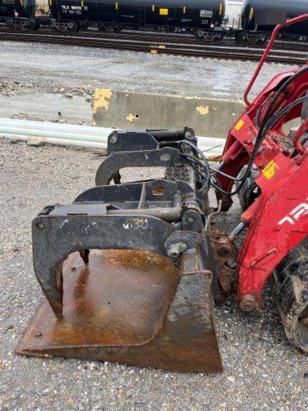 2018 PALADIN 76" Scrap Grapple Bucket - Paladin