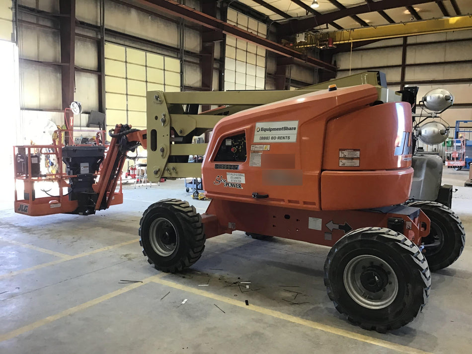 2019 JLG 450AJ