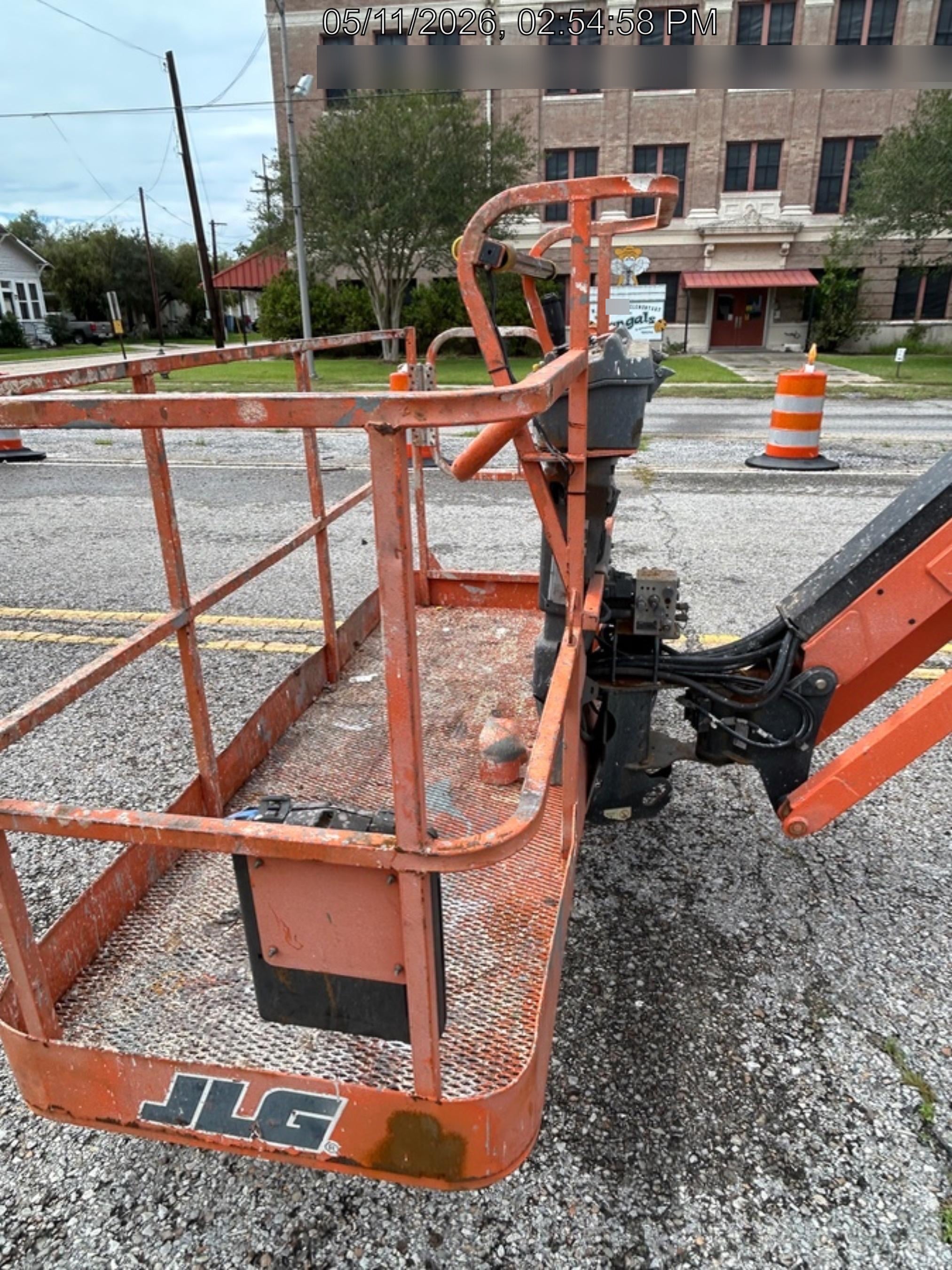 2019 JLG 660SJ