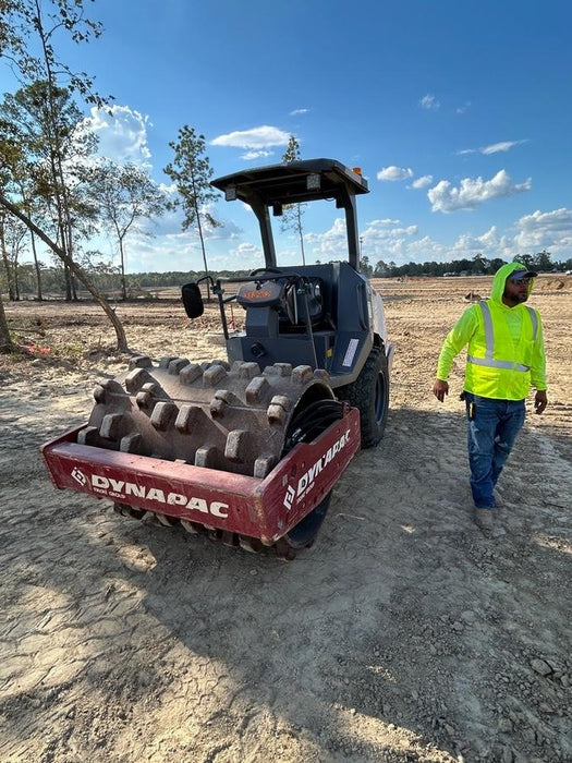 2023 DYNAPAC CA1300D