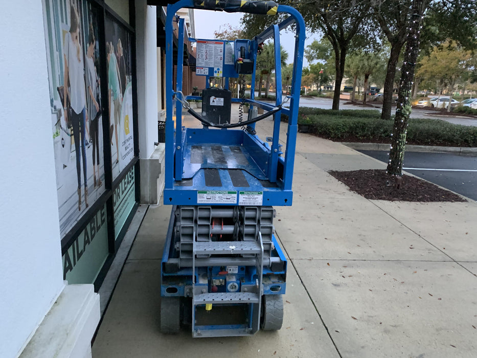 2020 Genie GS-1930 Fixed rails with chain entry gate - Pre A92.20