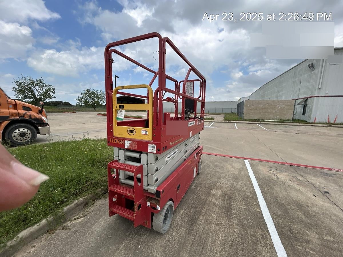 2021 MEC 2632SE