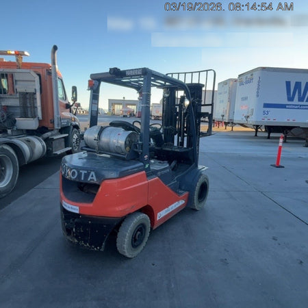 2022 TOYOTA 50-8FGU25