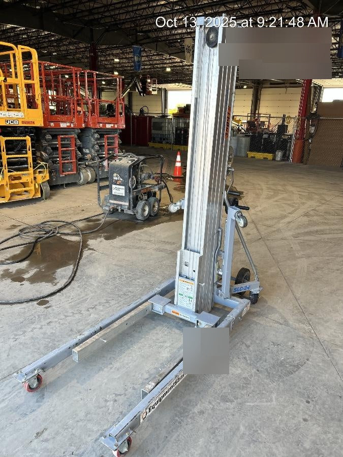 2023 GENIE SLC-24
