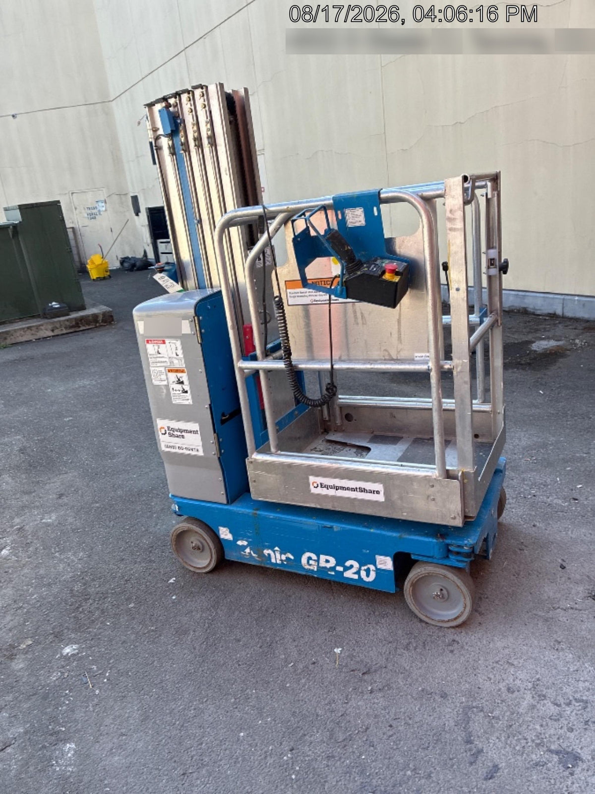 2019 GENIE GR-20