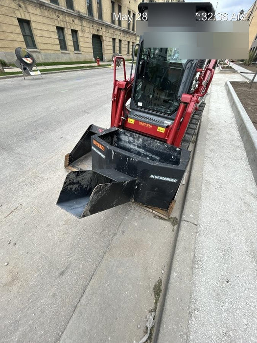 2021 BLUE DIAMOND 1/2 yd Concrete Bucket - Blue Diamond