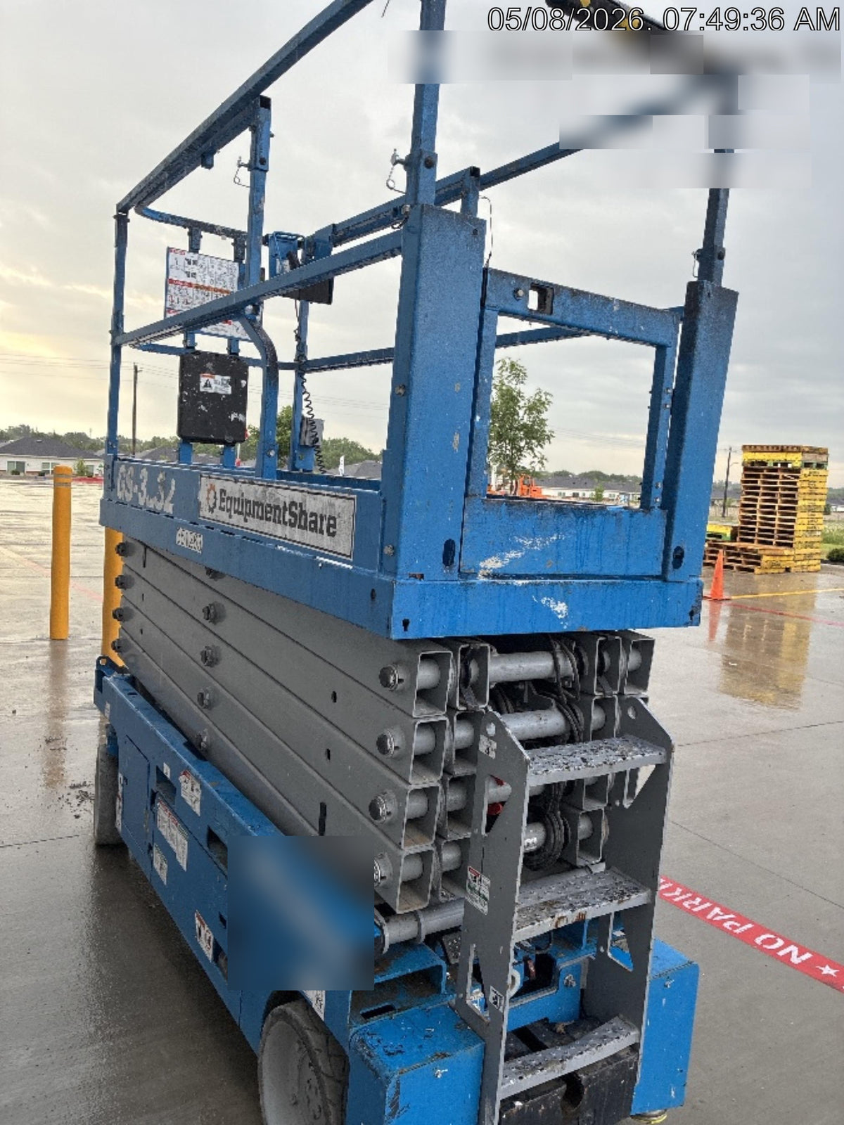 2023 GENIE GS-3232