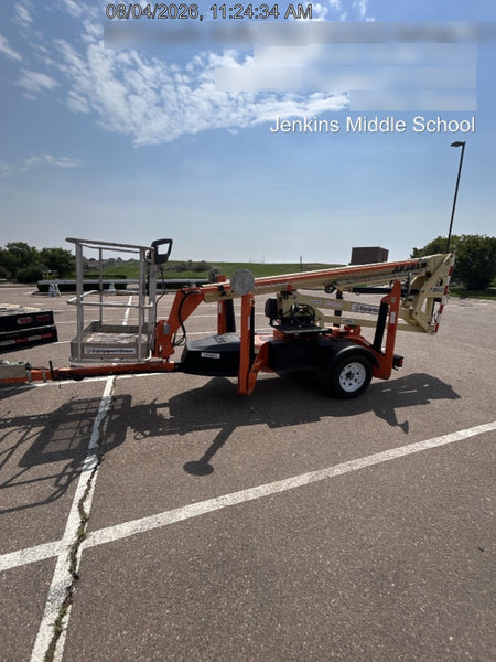 2021 JLG T350