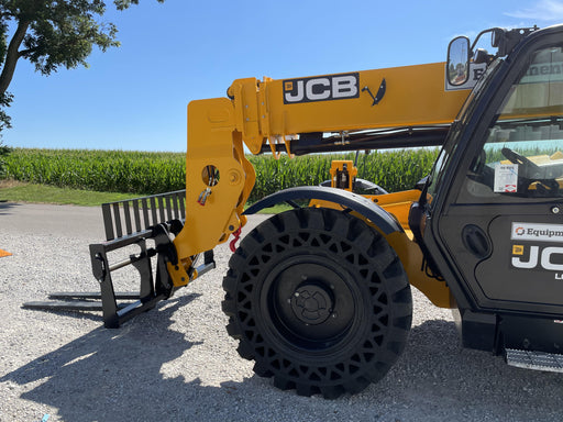 2022 JCB 509-42