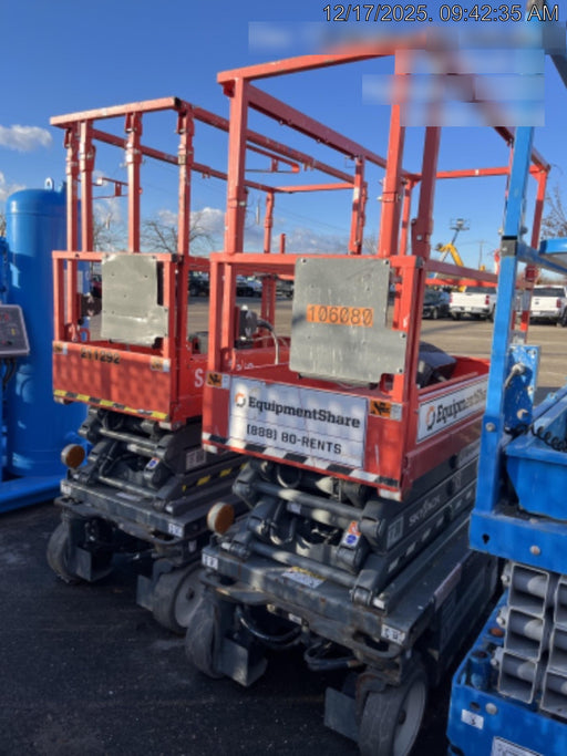 2020 Skyjack SJIII-3219 Solid NM Tires, Half height spring hinged entry gate, Dual Beacons, 800W Inverter