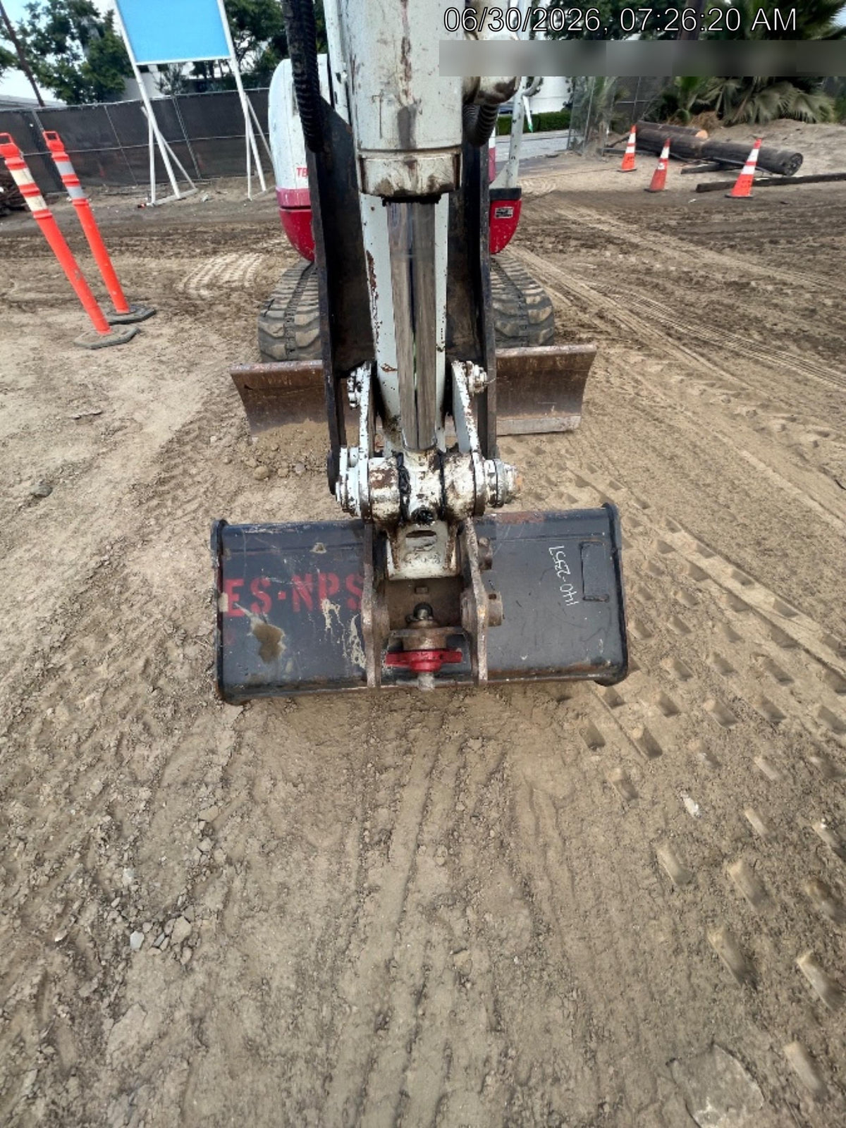 2022 TAKEUCHI TB235-2R